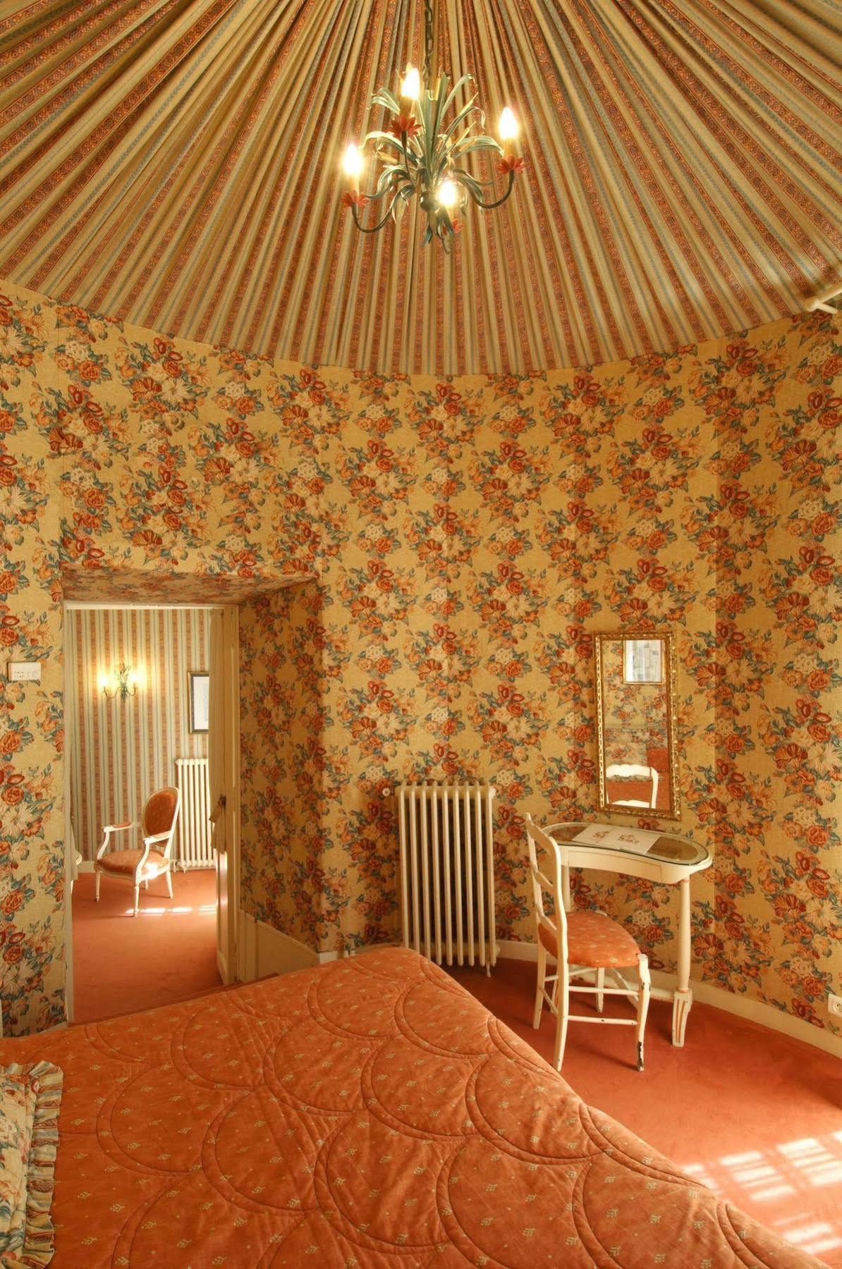 Hotel Chateau De Castel Novel - Les Collectionneurs Варец Экстерьер фото